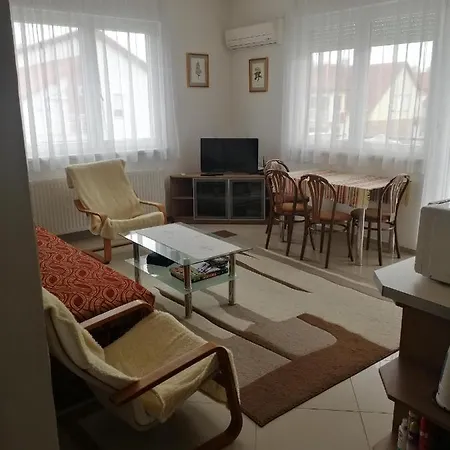 Goldál House Apartman