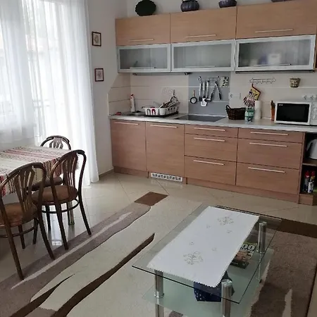 Apartman Goldál House *