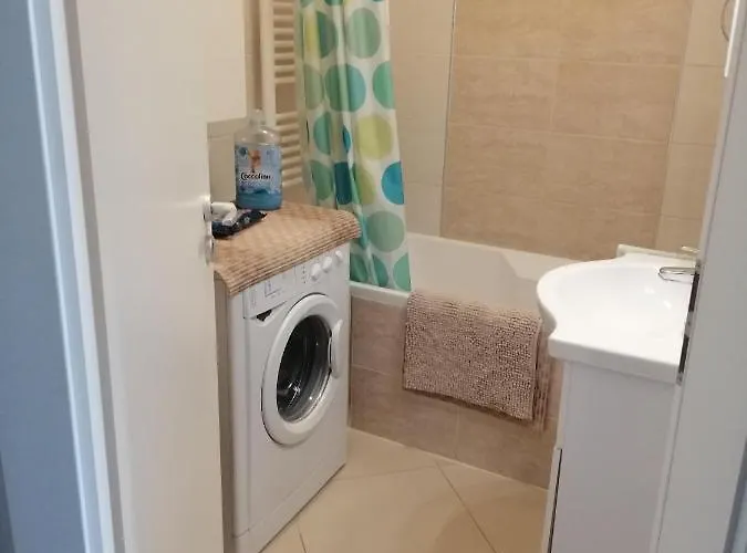 Goldal House * Siofok