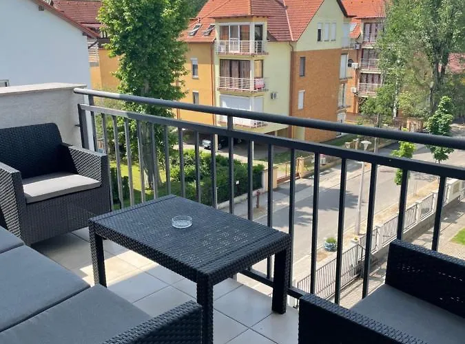 Goldal House Siofok